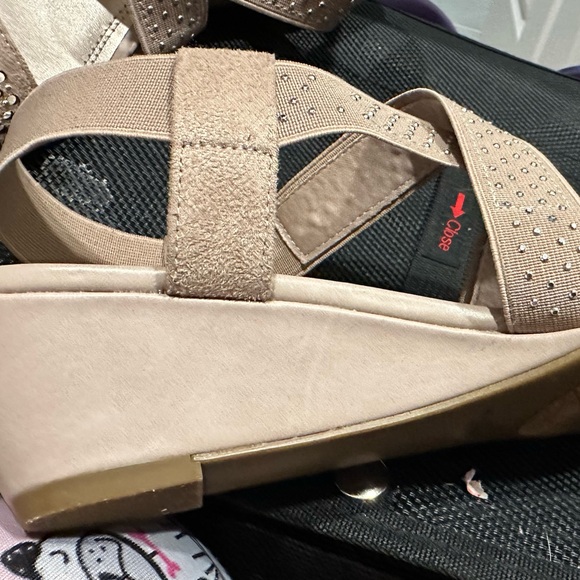 Dress Sandals with Bling - Picture 3 of 7